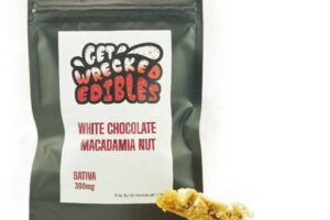 Get Wrecked Edibles – White Chocolate Macadamia Nut Cookie 300mg THC (Sativa)